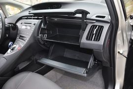 2012款丰田普锐斯1.8L豪华版到店实拍