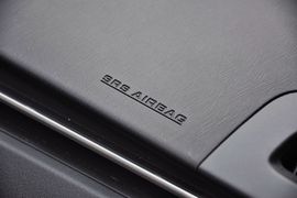 2012款丰田普锐斯1.8L豪华版到店实拍