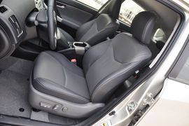 2012款丰田普锐斯1.8L豪华版到店实拍