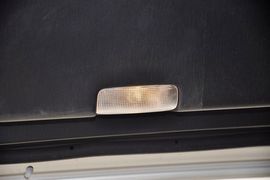 2012款丰田普锐斯1.8L豪华版到店实拍