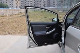 2012款丰田普锐斯1.8L豪华版到店实拍