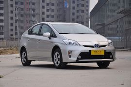 2012款丰田普锐斯1.8L豪华版到店实拍