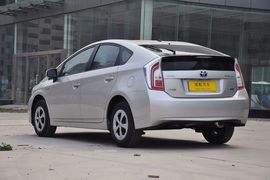 2012款丰田普锐斯1.8L豪华版到店实拍