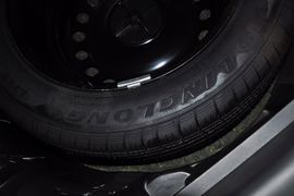 2012款东风风行景逸LV