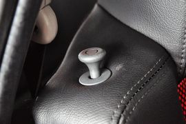 2012款东风风行景逸LV