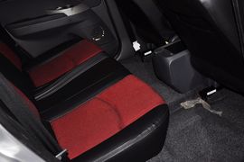 2012款东风风行景逸LV