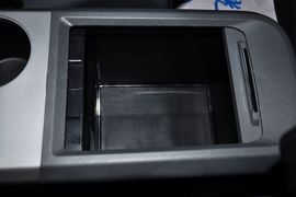 2012款东风风行景逸LV