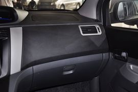 2012款东风风行景逸LV