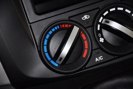 2012款东风风行景逸LV