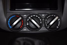 2012款东风风行景逸LV