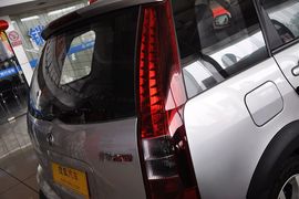 2012款东风风行景逸LV