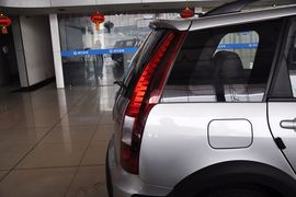 2012款东风风行景逸LV