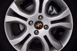 2012款东风风行景逸LV