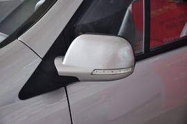 2012款东风风行景逸LV