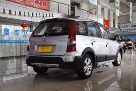 2012款东风风行景逸LV