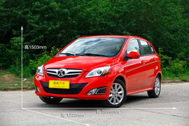 2012款东风悦达起亚K2两厢对比北京汽车E150实拍