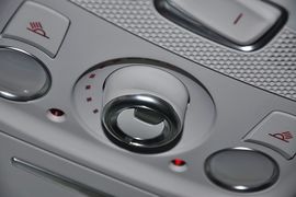 2012款奥迪A4L