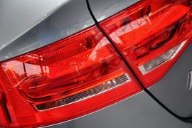 2012款奥迪A4L
