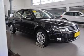 2012款大众帕萨特新领驭1.8T自动尊享型