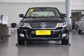 2012款大众帕萨特新领驭1.8T自动尊享型