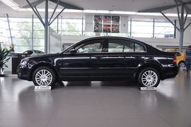 2012款大众帕萨特新领驭1.8T自动尊享型