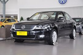 2012款大众帕萨特新领驭1.8T自动尊享型