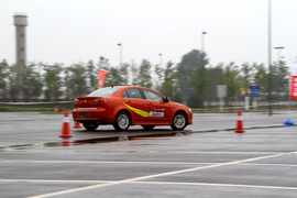 2012款三菱翼神西安试驾实拍