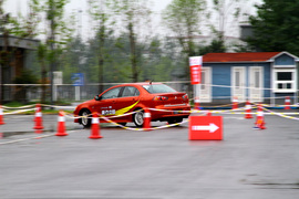 2012款三菱翼神西安试驾实拍