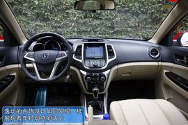 逸动与瑞纳三厢对比评测