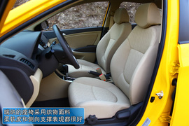 逸动与瑞纳三厢对比评测