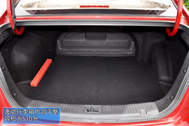 逸动与瑞纳三厢对比评测