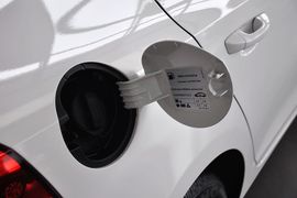2012款大众高尔夫1.6L手自一体时尚型