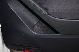 2012款大众高尔夫1.6L手自一体时尚型