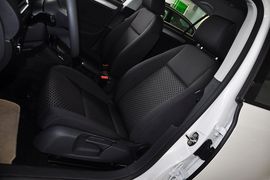 2012款大众高尔夫1.6L手自一体时尚型
