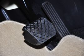 2012款大众高尔夫1.6L手自一体时尚型