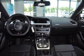 2012款奥迪S5