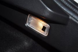 2012款马自达睿翼轿跑车2.0L豪华版