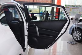 2012款马自达睿翼轿跑车2.0L豪华版