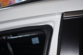 2012款马自达睿翼轿跑车2.0L豪华版