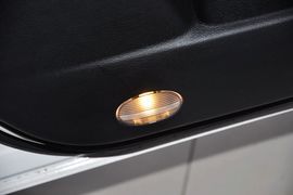 2012款马自达睿翼轿跑车2.0L豪华版