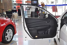 2012款马自达睿翼轿跑车2.0L豪华版