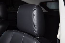 2012款马自达睿翼轿跑车2.0L豪华版