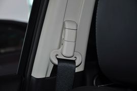 2012款马自达睿翼轿跑车2.0L豪华版