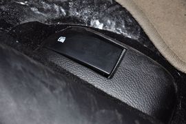 2012款马自达睿翼轿跑车2.0L豪华版