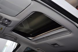 2012款马自达睿翼轿跑车2.0L豪华版