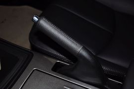 2012款马自达睿翼轿跑车2.0L豪华版