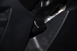 2012款马自达睿翼轿跑车2.0L豪华版