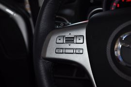 2012款马自达睿翼轿跑车2.0L豪华版