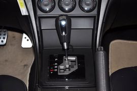 2012款马自达睿翼轿跑车2.0L豪华版