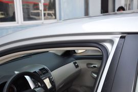 2012款丰田卡罗拉1.8L